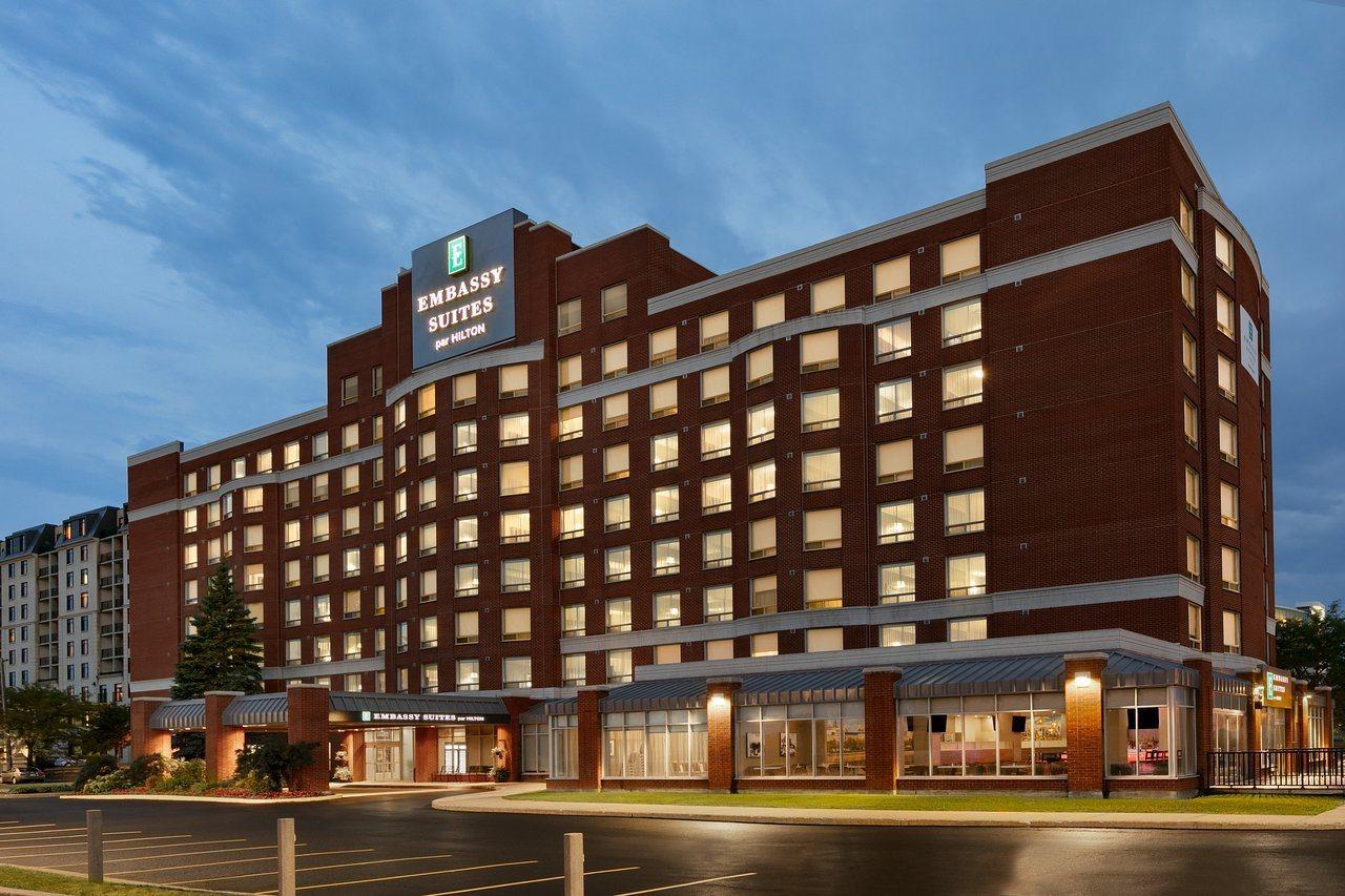 Embassy Suites By Hilton Montreal Airport Pointe-Claire Eksteriør billede