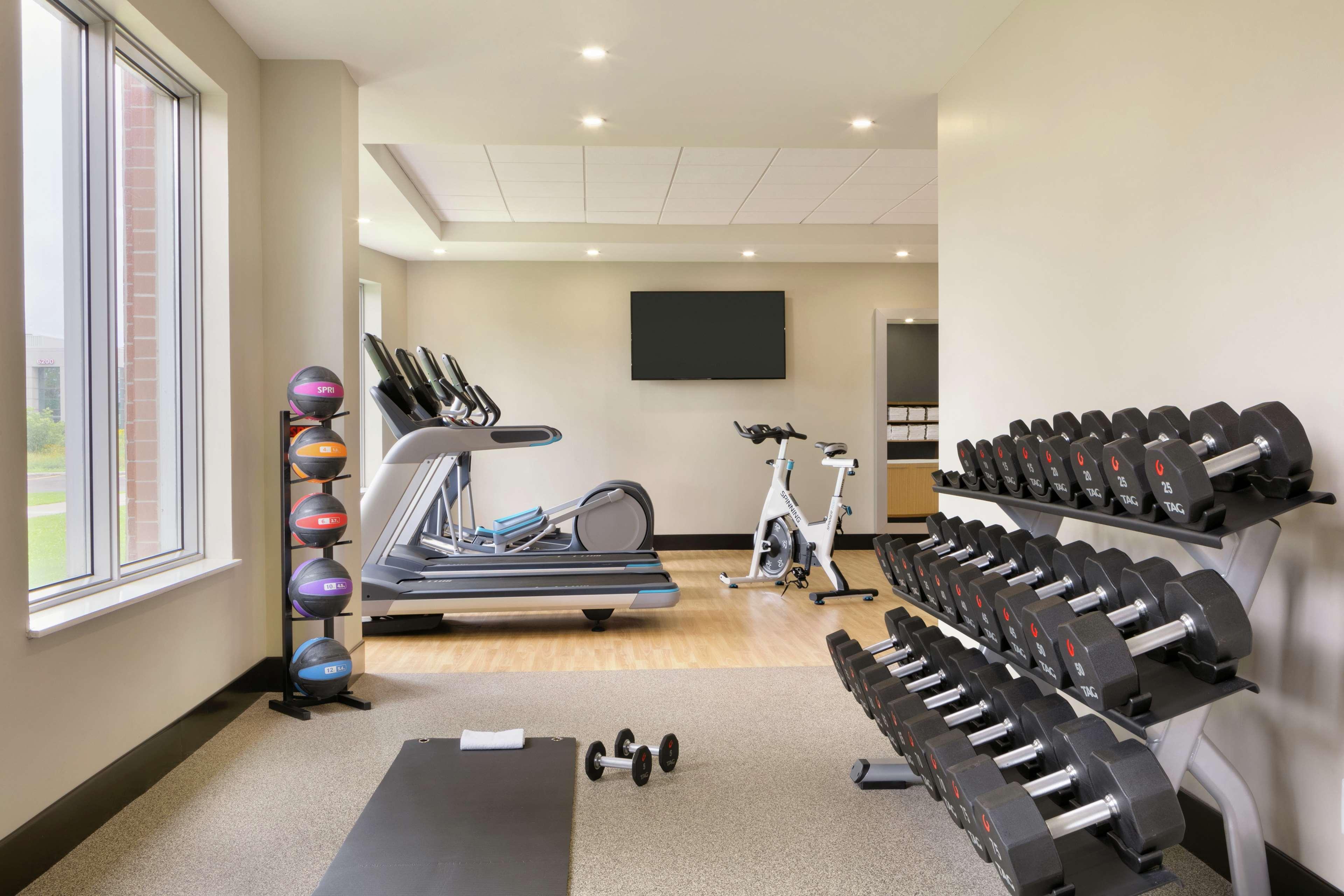 Embassy Suites By Hilton Montreal Airport Pointe-Claire Eksteriør billede