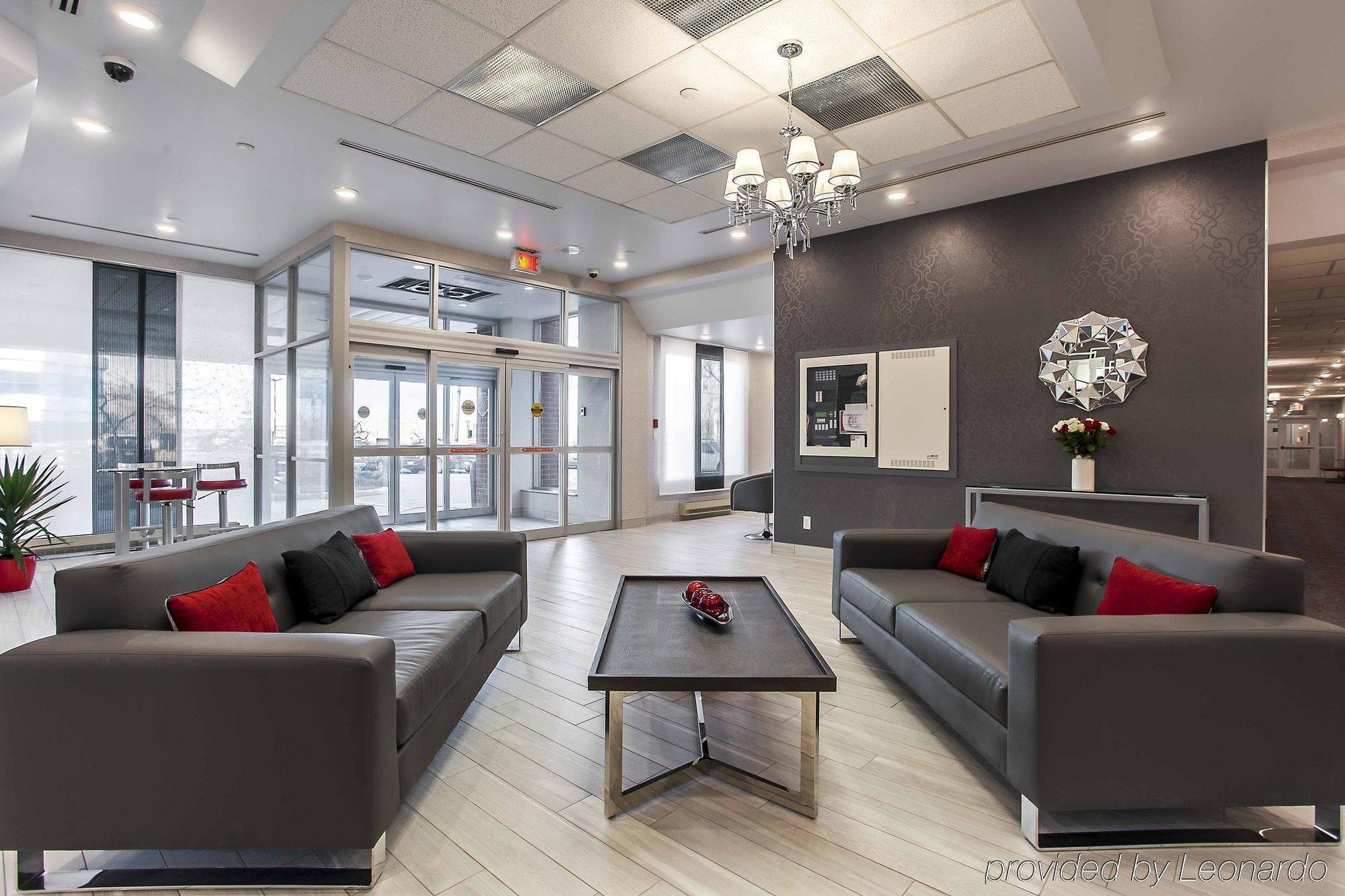 Embassy Suites By Hilton Montreal Airport Pointe-Claire Eksteriør billede