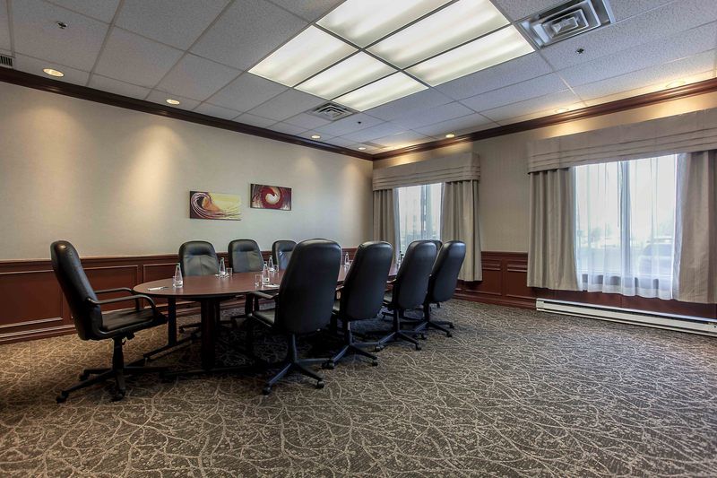Embassy Suites By Hilton Montreal Airport Pointe-Claire Eksteriør billede
