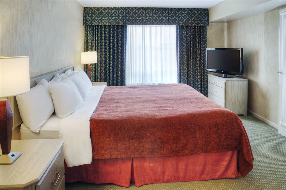 Embassy Suites By Hilton Montreal Airport Pointe-Claire Eksteriør billede