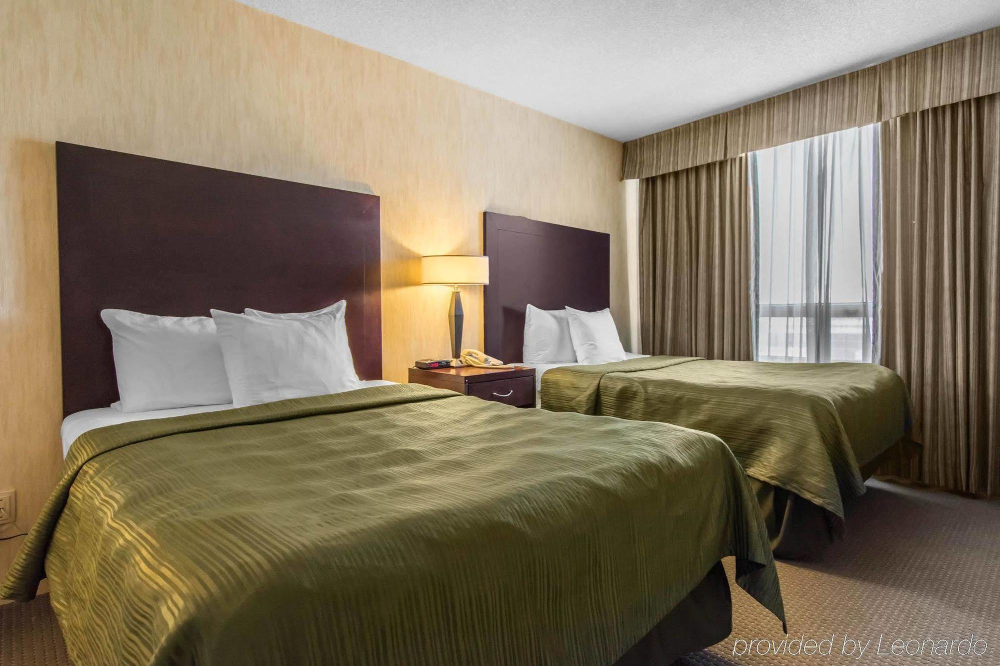 Embassy Suites By Hilton Montreal Airport Pointe-Claire Eksteriør billede